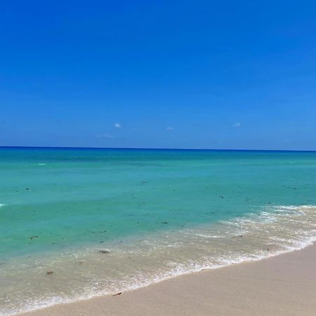 Seaside Escape Studio In Cancun Beach Apartment Exterior photo