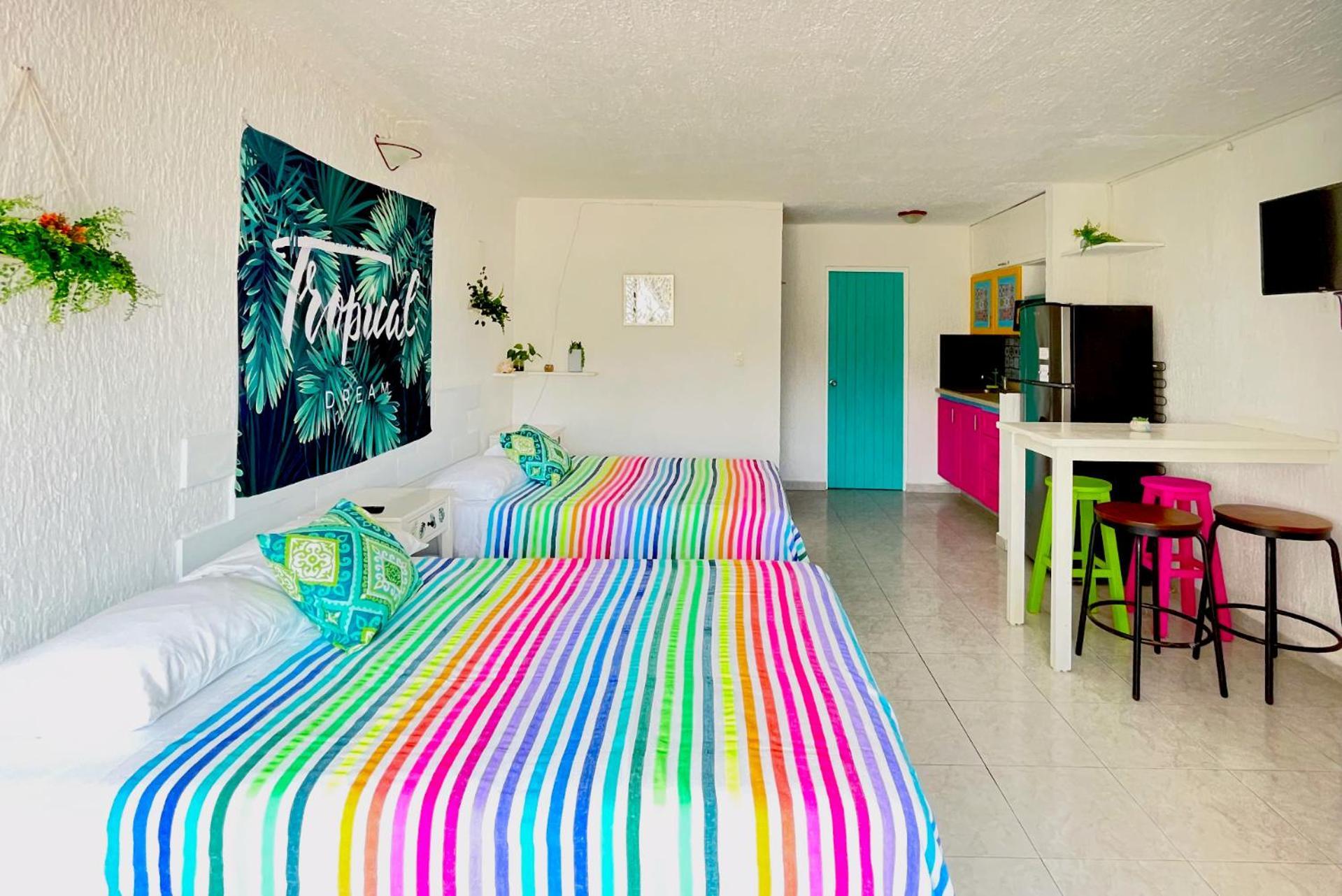 Seaside Escape Studio In Cancun Beach Apartment Exterior photo