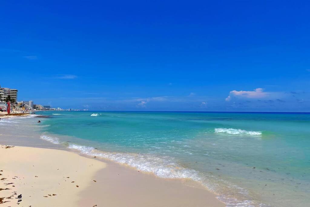 Seaside Escape Studio In Cancun Beach Apartment Exterior photo